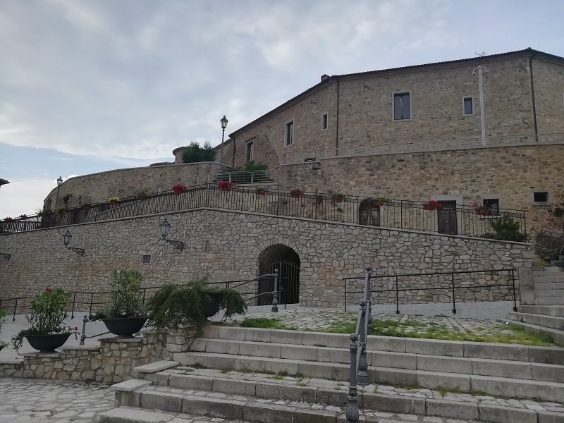 panoramica centro storico morra de sanctis