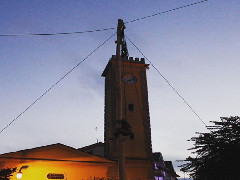 Veduta del palo della Cuccagna